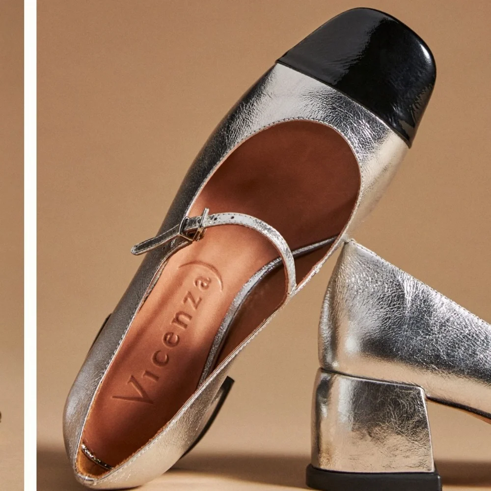 Anthropologie Vicenza ColorBlock MaryJanes Silver Patent Black Size 40 NIB